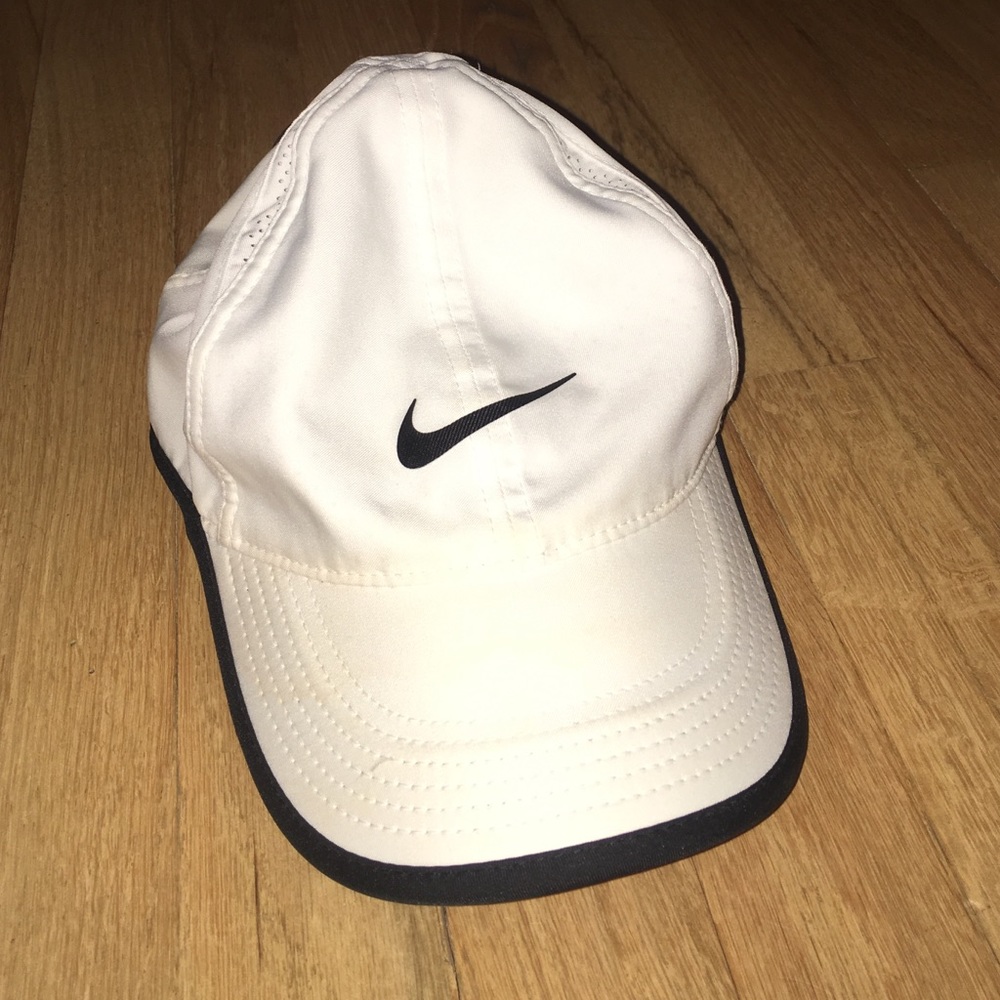 Nike White Featherlight Dri-Fit Hat