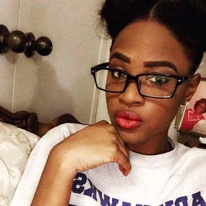 Meet your Posher, Monique