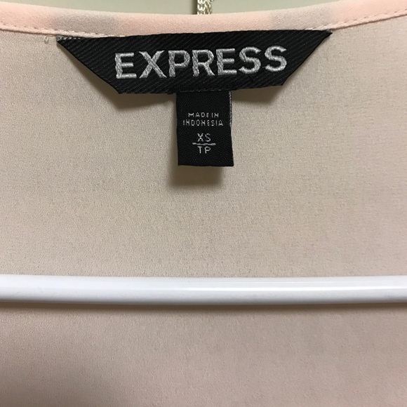 Express Blouse - Picture 3 of 3