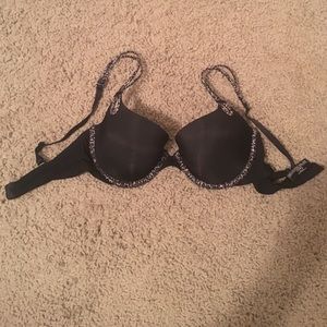 Victoria's Secret Bra size 32D