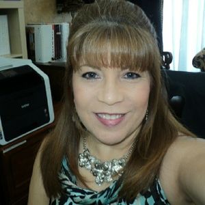 Meet your Posher, Sandra