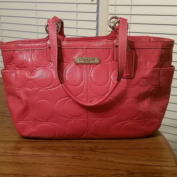 Coach Handbags - Coach purse
