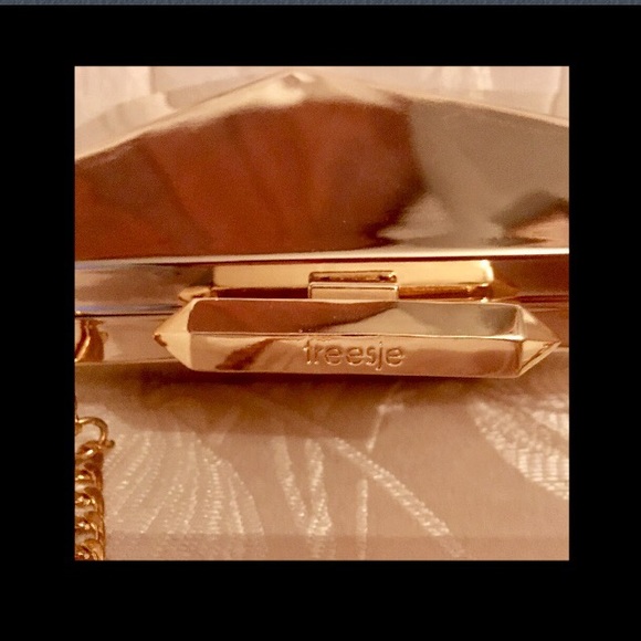 TREESJE Asymmetry Clutch Metal2 High Gloss Gold - Picture 3 of 7