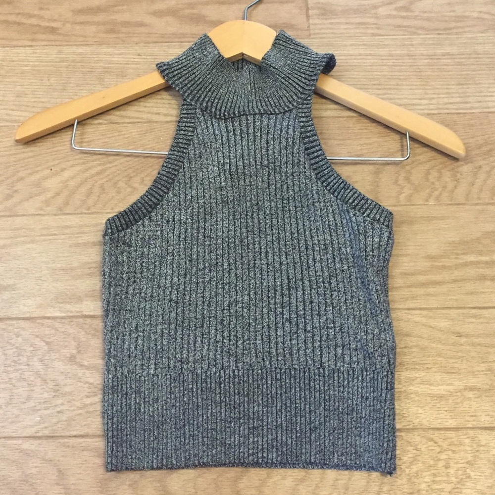 Charcoal turtleneck crop top ❤