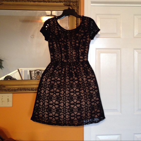 SPEECHLESS SZ 7  LINED MINI LITTLE BLACK DREAS - Picture 1 of 4