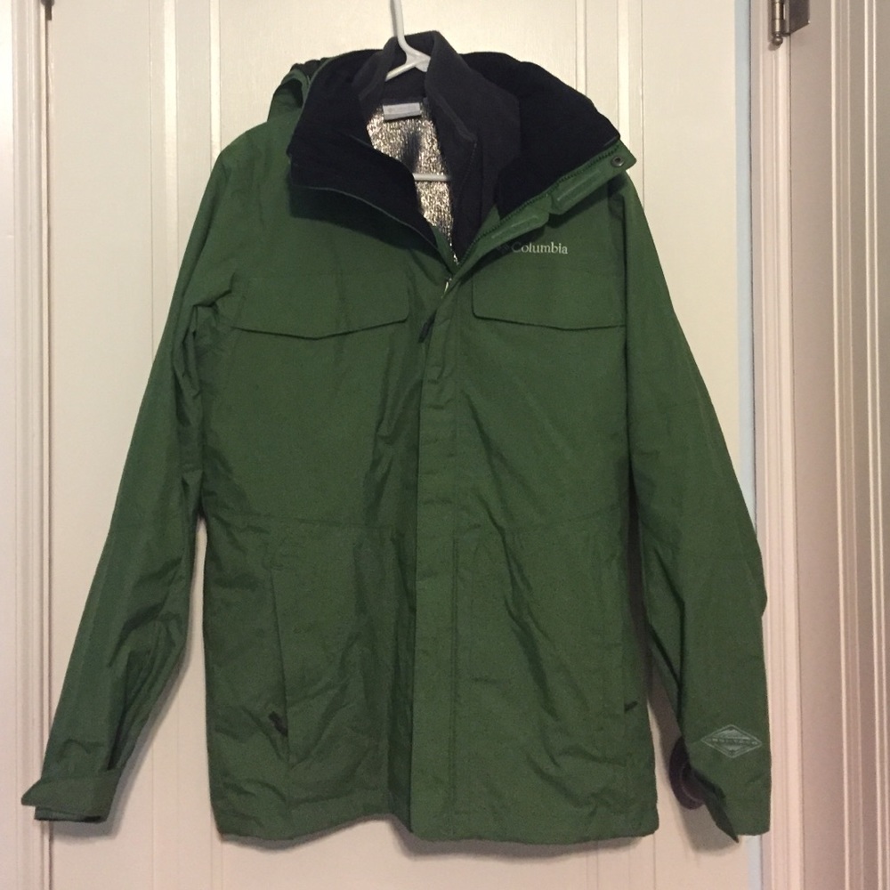 Men's Columbia green jacket