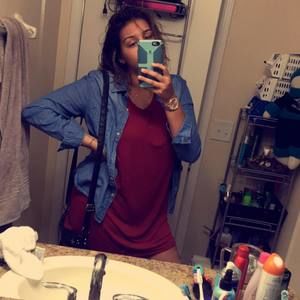 Meet your Posher, Jackelyn