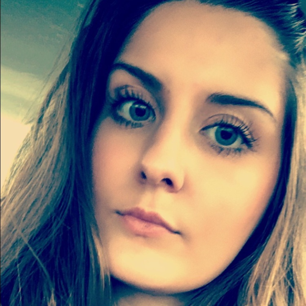 Meet your Posher, Maria