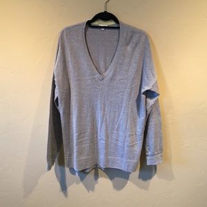 GAP v-neck pale grey cotton/silk sweater