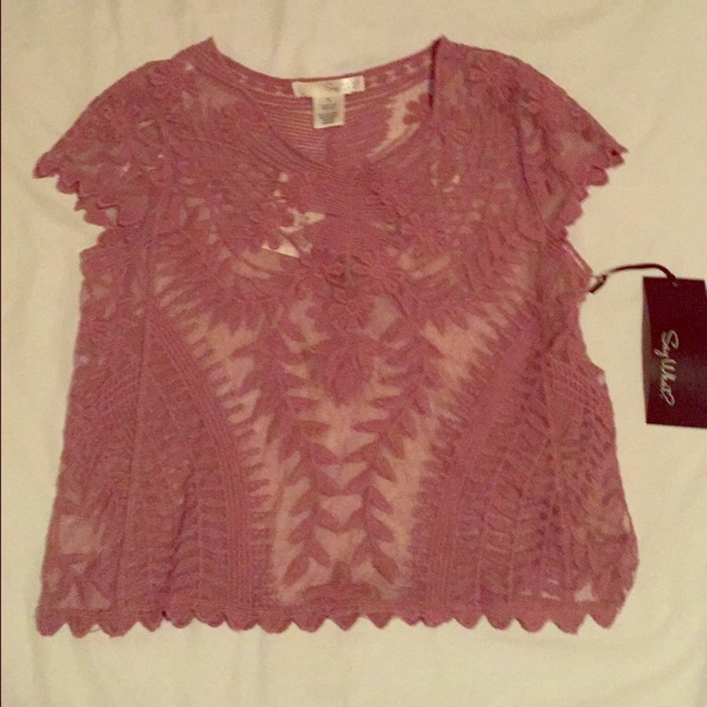 🎈SOLD🎈Lace crop top
