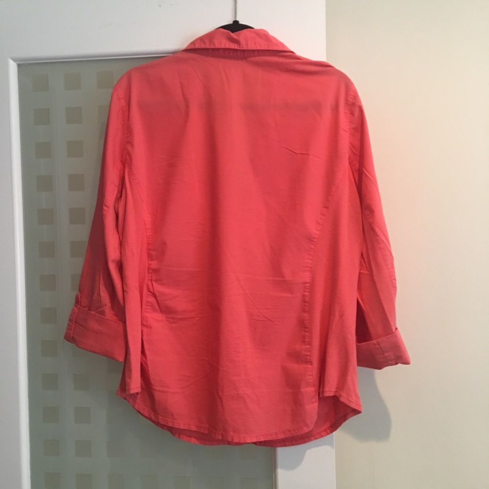 Lightweight button up - Picture 3 of 3
