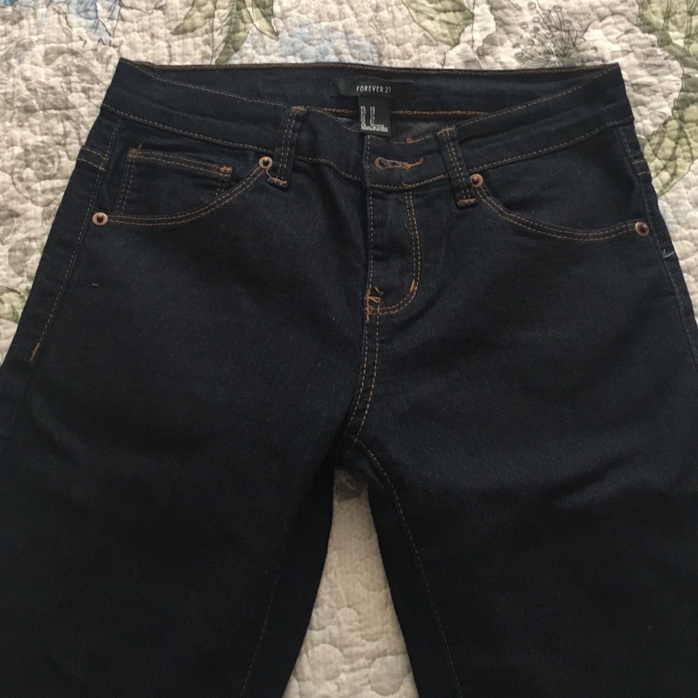 Dark wash skinny jeans never been worn