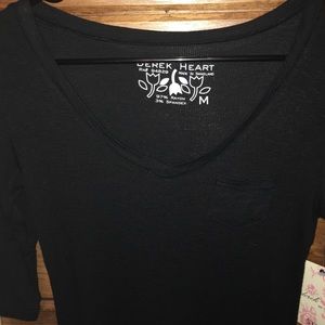 Derek Heart Tops - 🍄Black form🍄fitting v neck tee Derek Heart Tops - 🍄Black form🍄fitting v neck tee