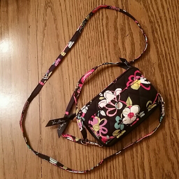 Vera Bradley Handbags - Vera Bradley crossbody wallet