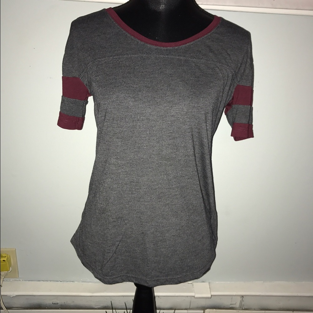 Jersey tee maroon and grey