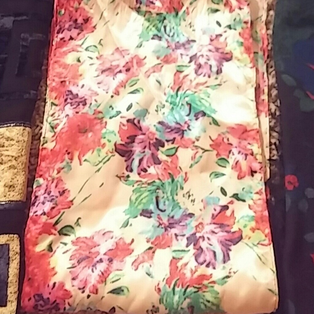 Scarf bundle!!! - Picture 2 of 4