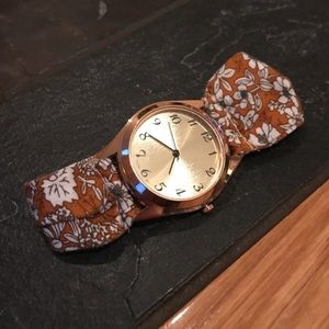 Gold watch with Floral fabric adjustable strap