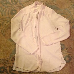 Aritzia Wilfred button down shirt xs