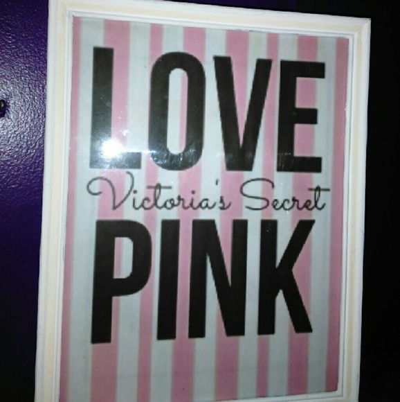 VS PINK Framed art - Picture 1 of 1