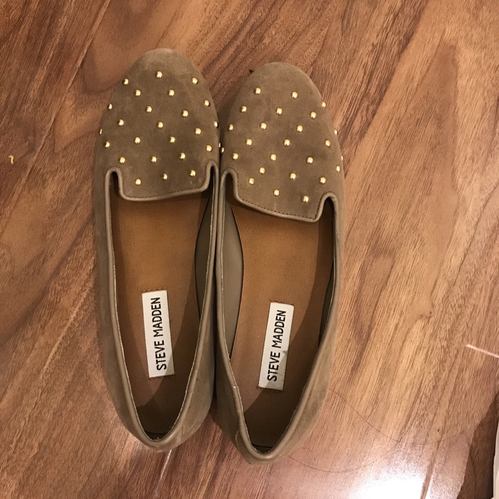 Steve Madden studded flats size 8