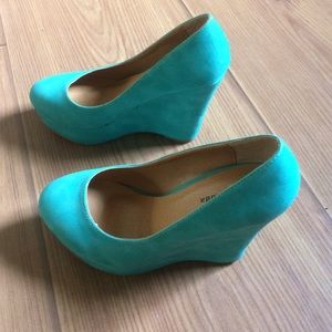 Top Moda platform wedge heels size 8