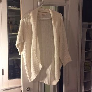 Quarter sleeve light Cardigan