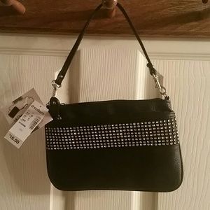 Convertible wristlet
