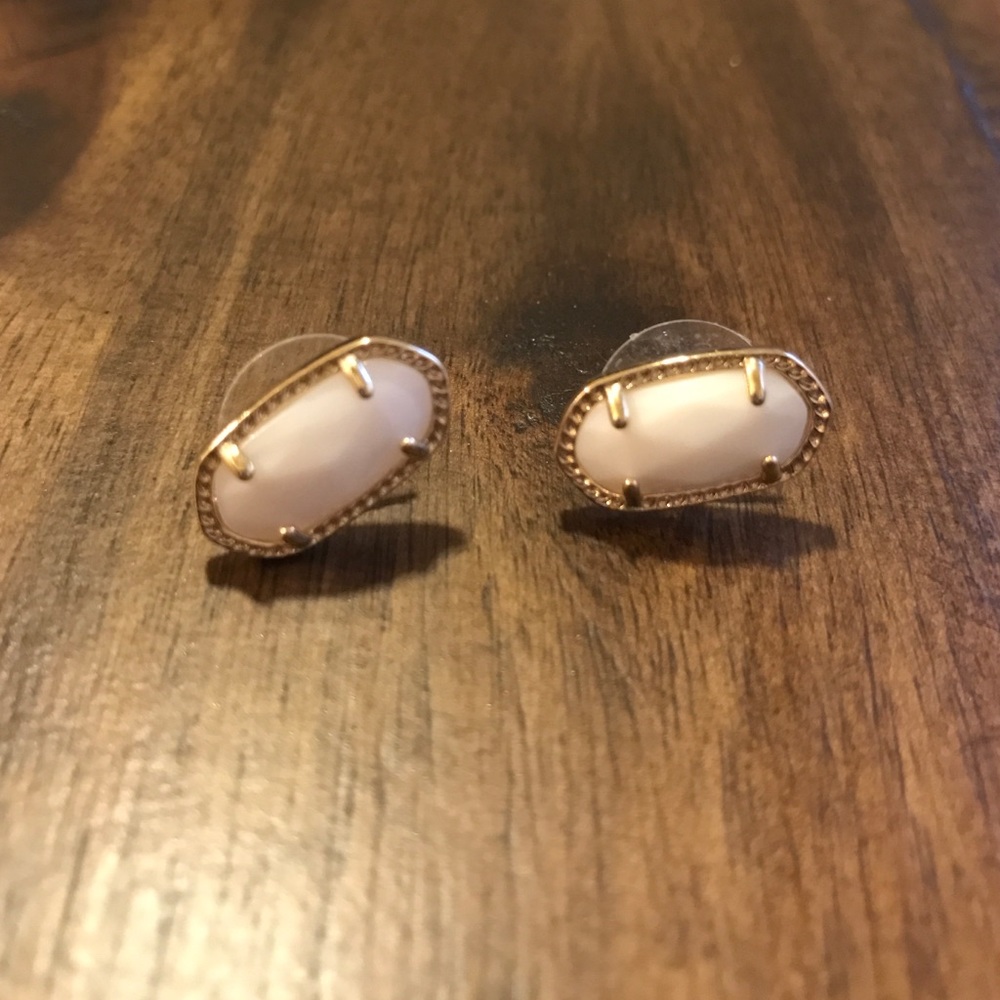 Kendra Scott Ellie White Pearl Earrings