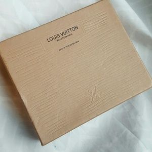 LV Small Wallet Box