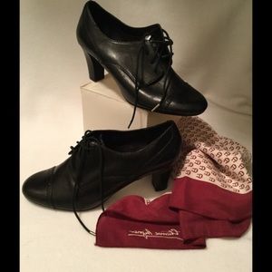 Super cute Oxford bootie heels NWOT