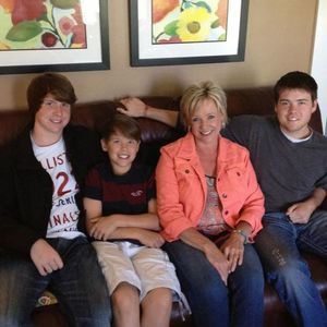 Meet your Posher, Janet