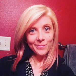 Meet your Posher, Nicole