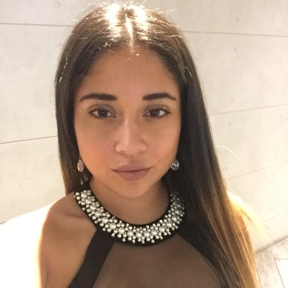 Meet your Posher, Cristina