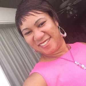 Meet your Posher, Elizabeth bella