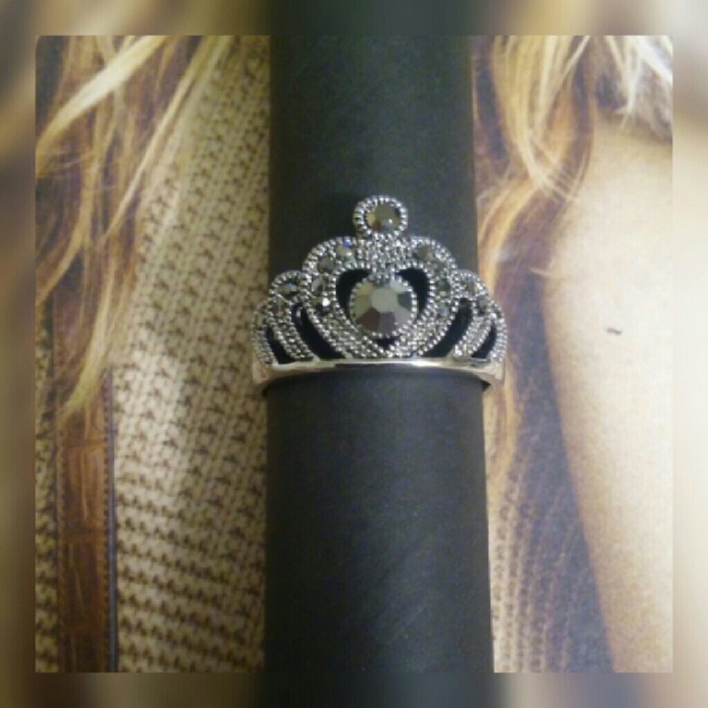 Vintage Crown Fashion Ring