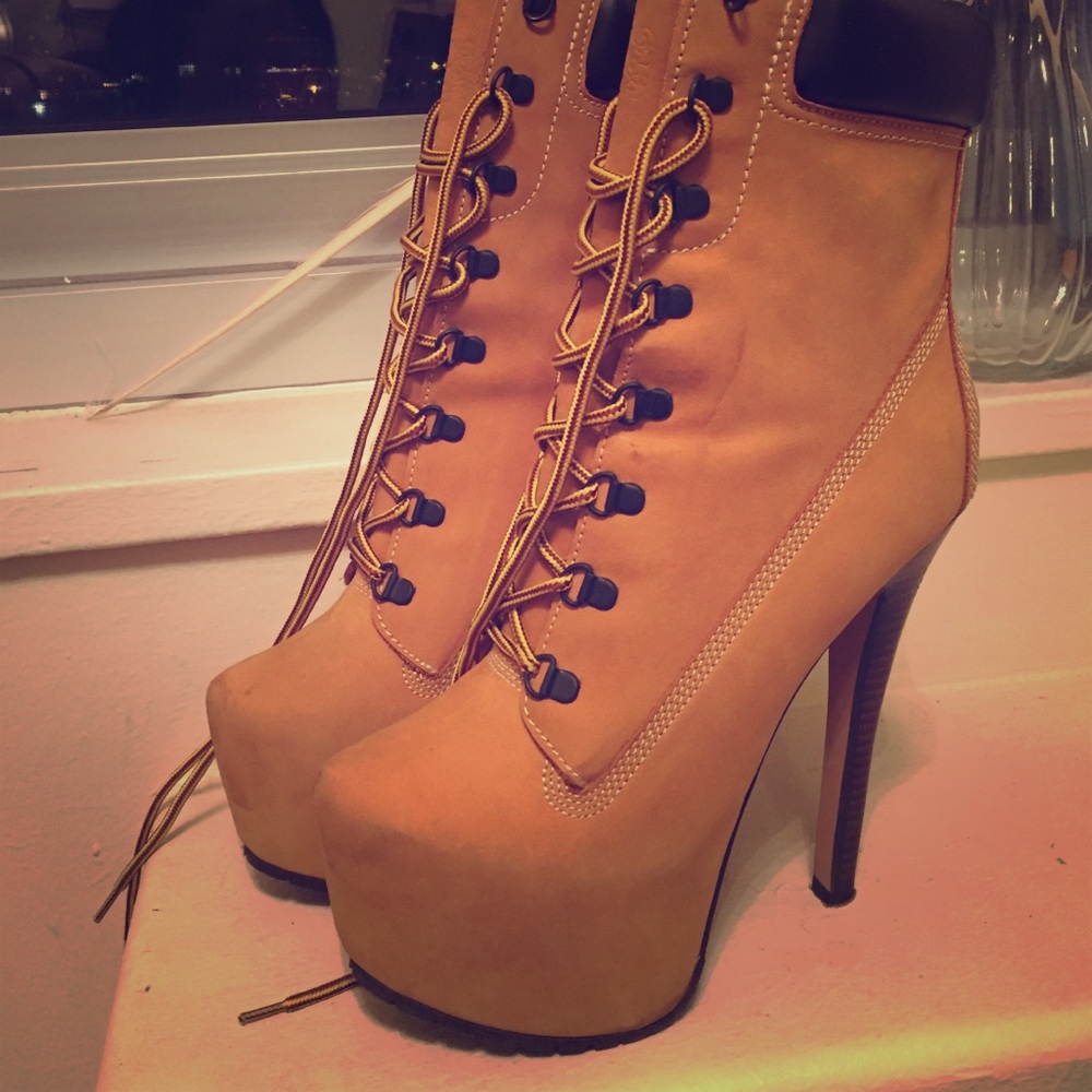 High Heeled field boot