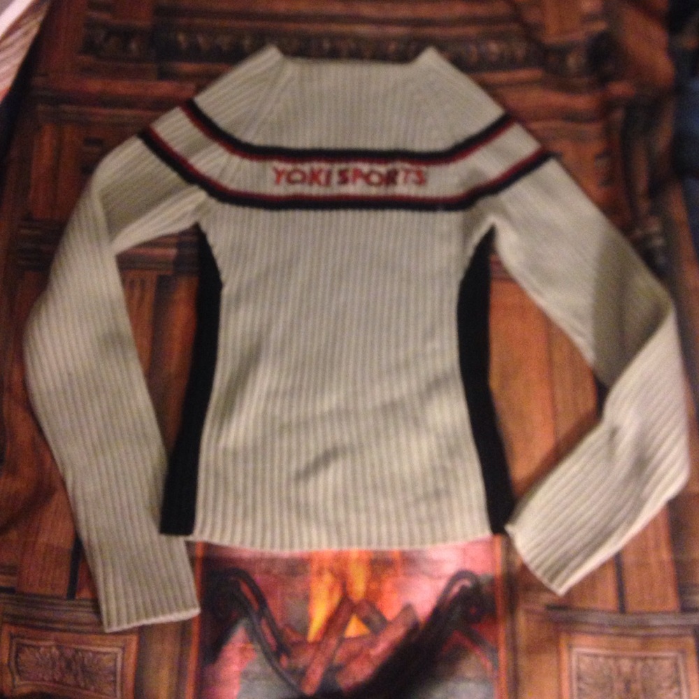 Yorki sports sweater