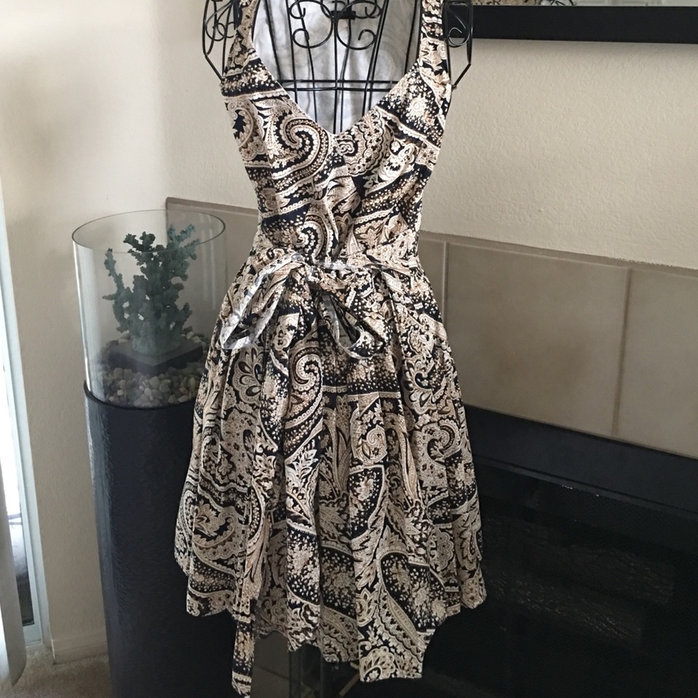 👗👗Stunning Navy and Gold J. Crew Dress👗👗