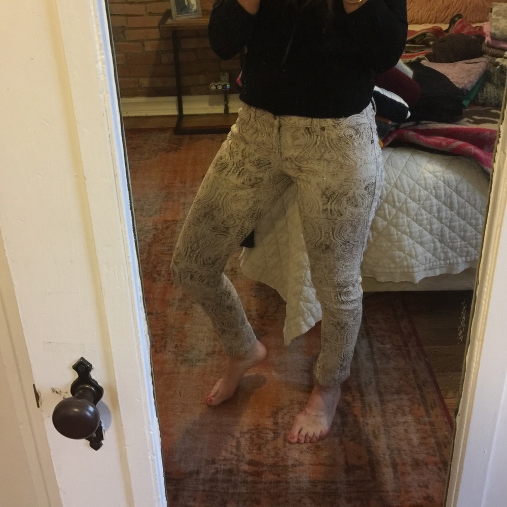 Skinny jeans