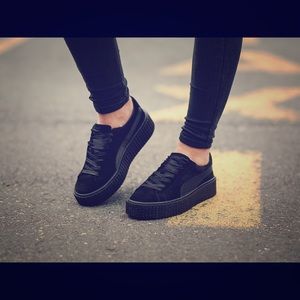 NeverWorn Puma Creepers Velvet Fenty-box/dust bag