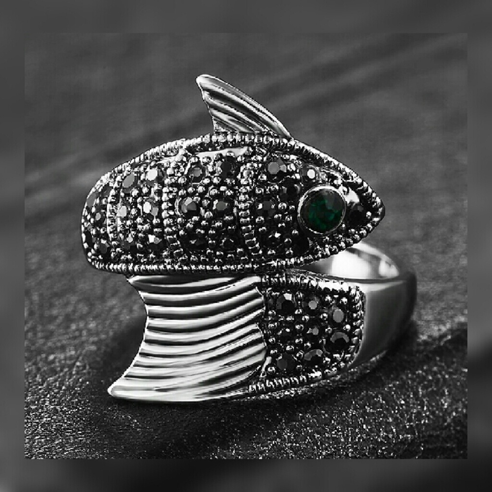 Fashion Fish Ring