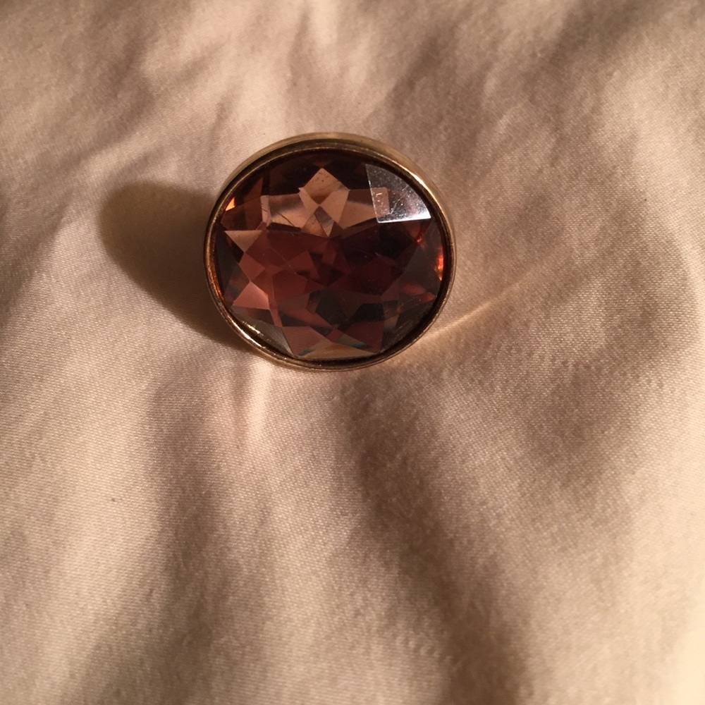Oversized ring - Picture 3 of 3