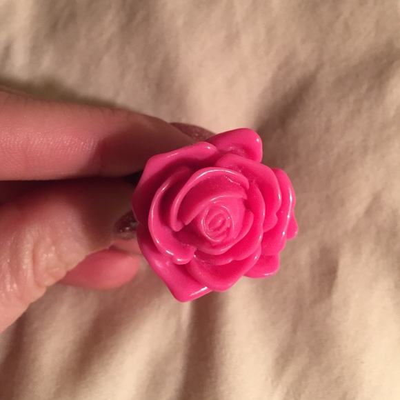 Flower ring - Picture 3 of 3