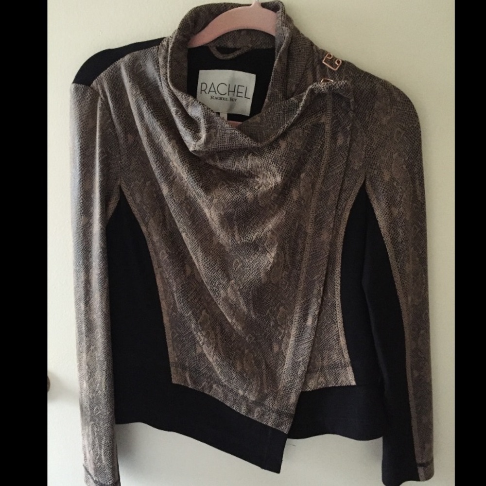 🎉💥HOST PICK💥🎉RACHEL Roy Snake print Jacket 🎉
