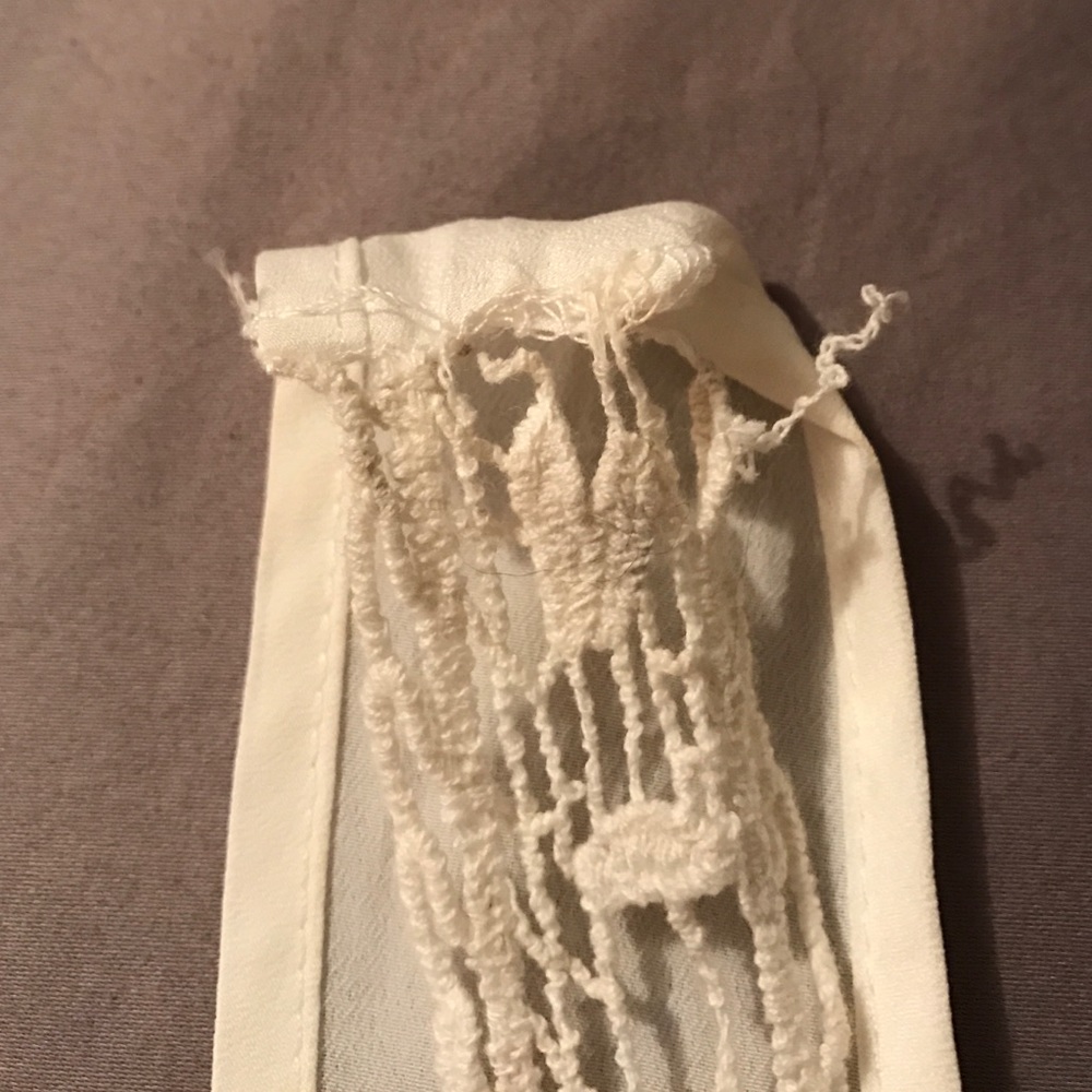 Lace top - Picture 2 of 4