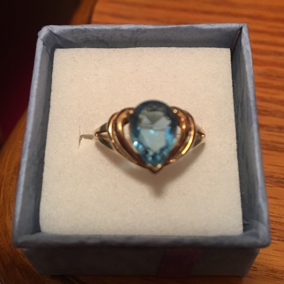 Jewelry - Blue Topaz ring 10k SALE