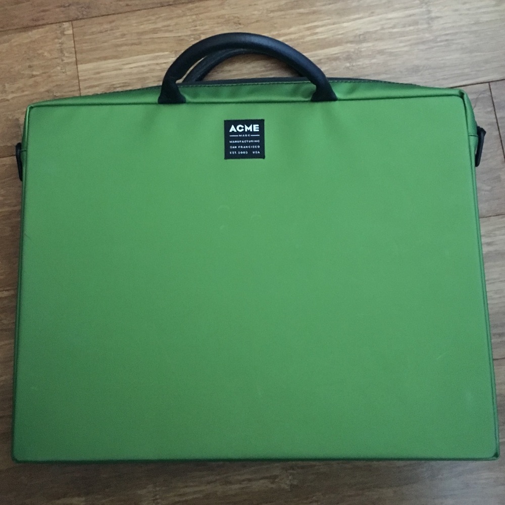 ACME padded laptop case