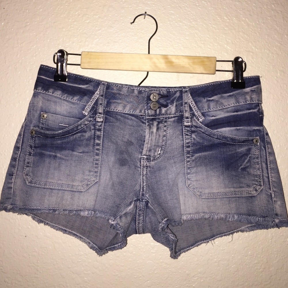 Woman's Denim cutoff shorts