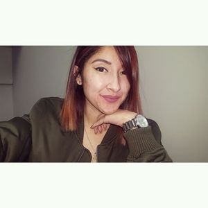 Meet your Posher, Celeste