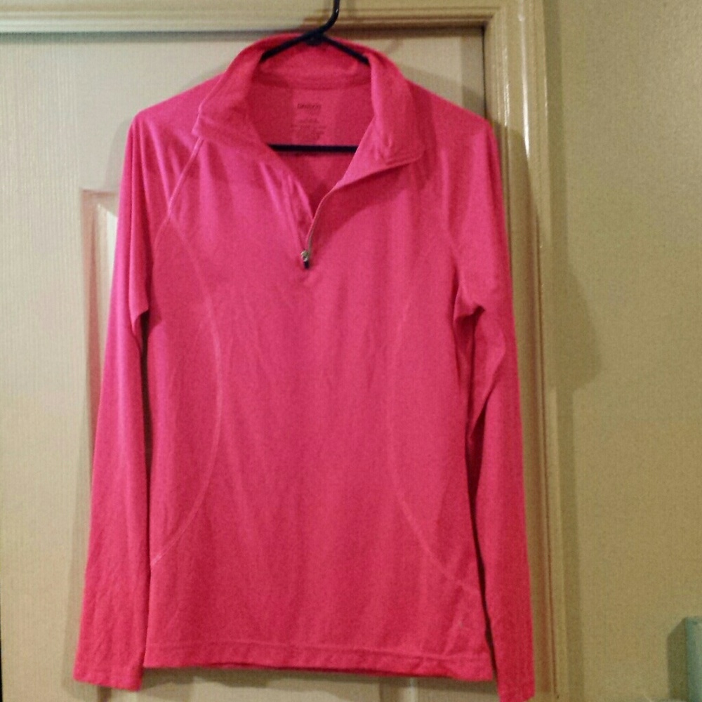 Danskin Now Pink Quarter Zip Top. Size Large.